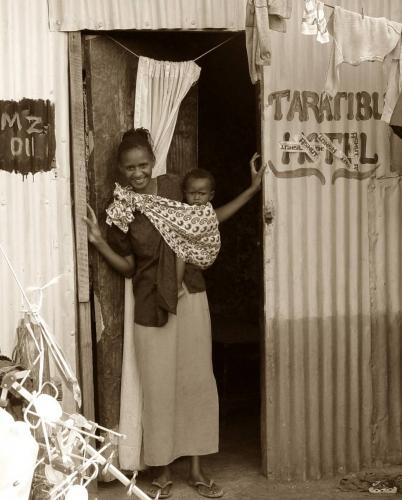 Mukuru mother & child